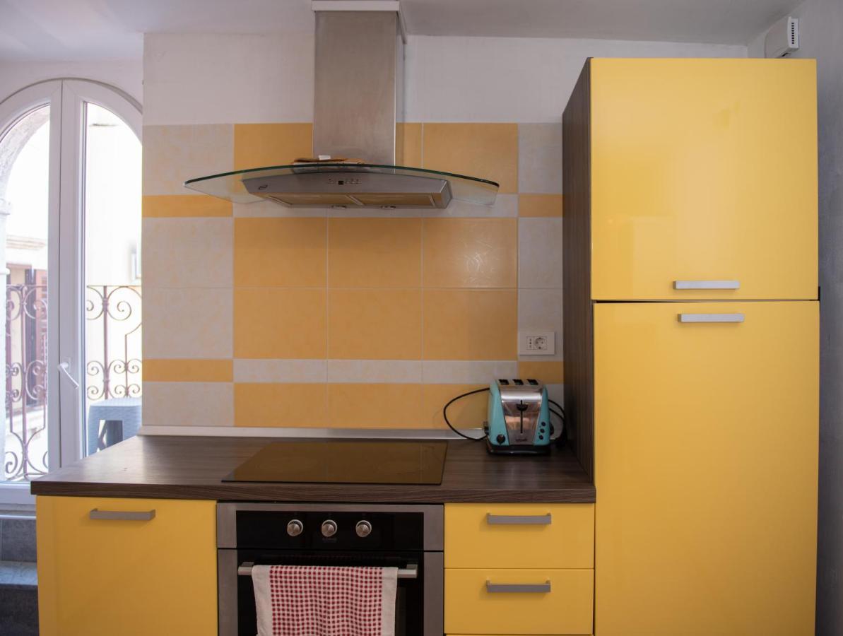 Apartment Saint Roch Square Seven *